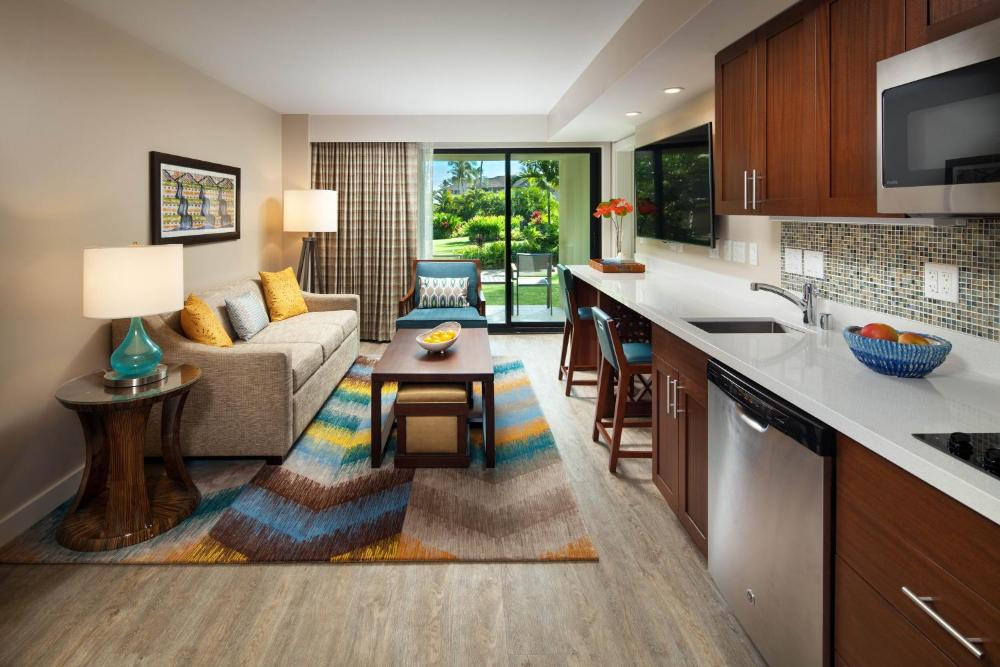 Two-Bedroom Villa with Balcony and Garden View interior
